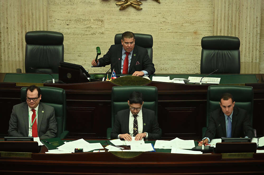 Cámara aprueba a viva voz el presupuesto general de Puerto Rico