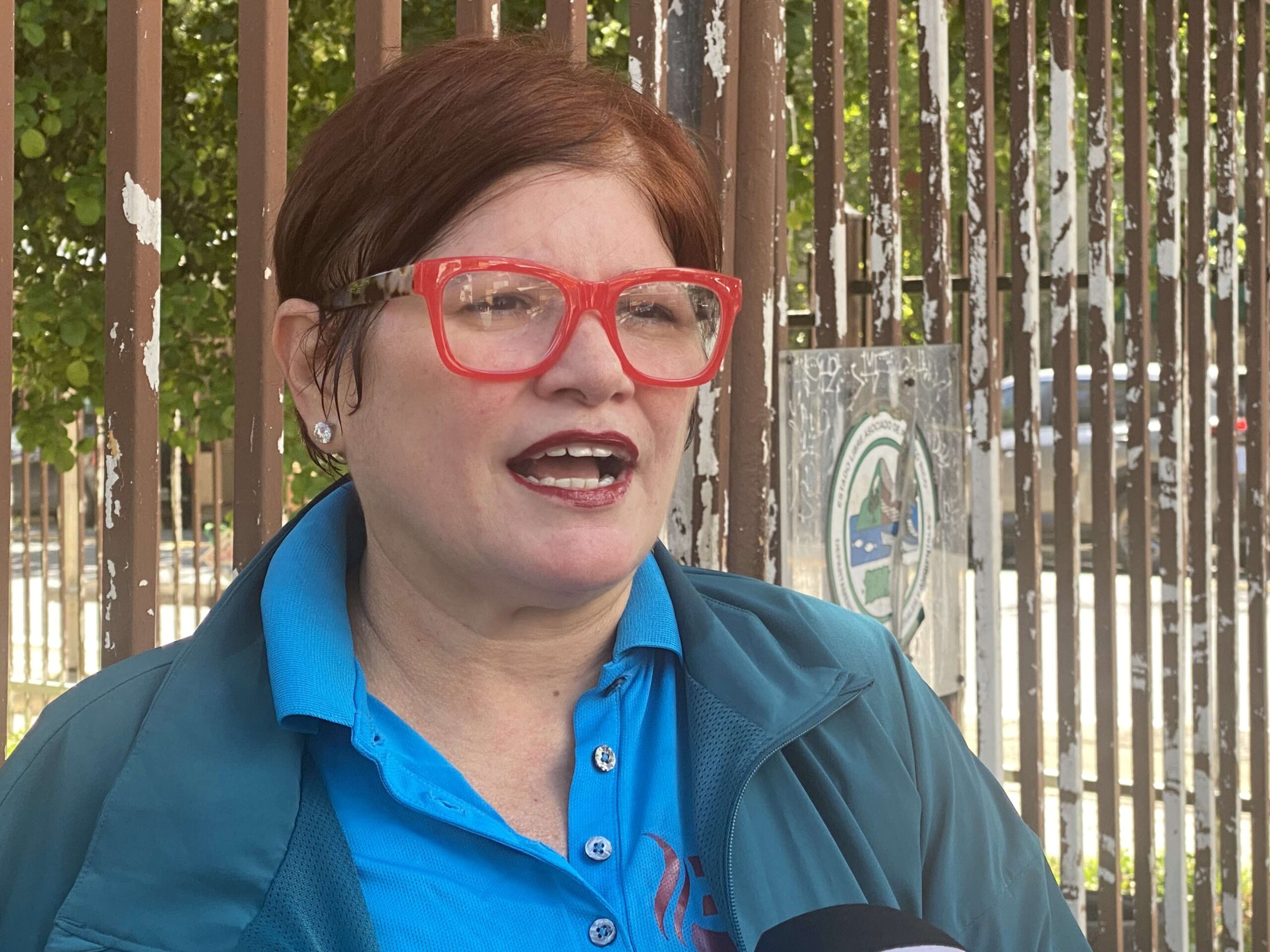 Candidata emplaza a la EPA a que se exprese sobre aguas residuales en playa de El Condado
