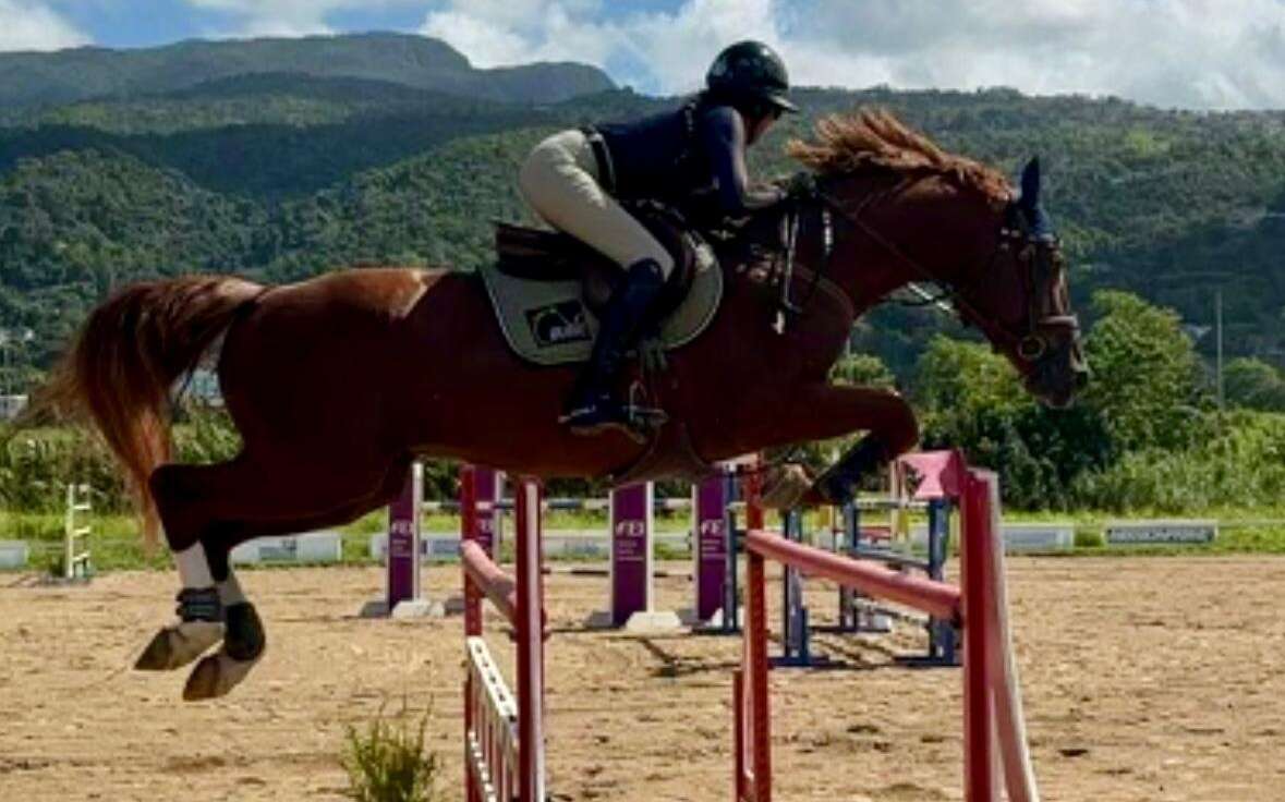 Cristina Padilla se destaca en el octavo concurso ecuestre