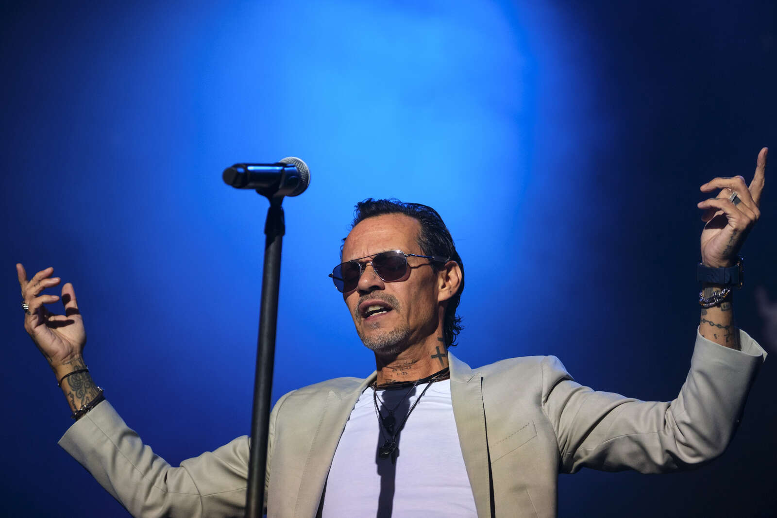 Fuego daña la mansión de Marc Anthony en República Dominicana