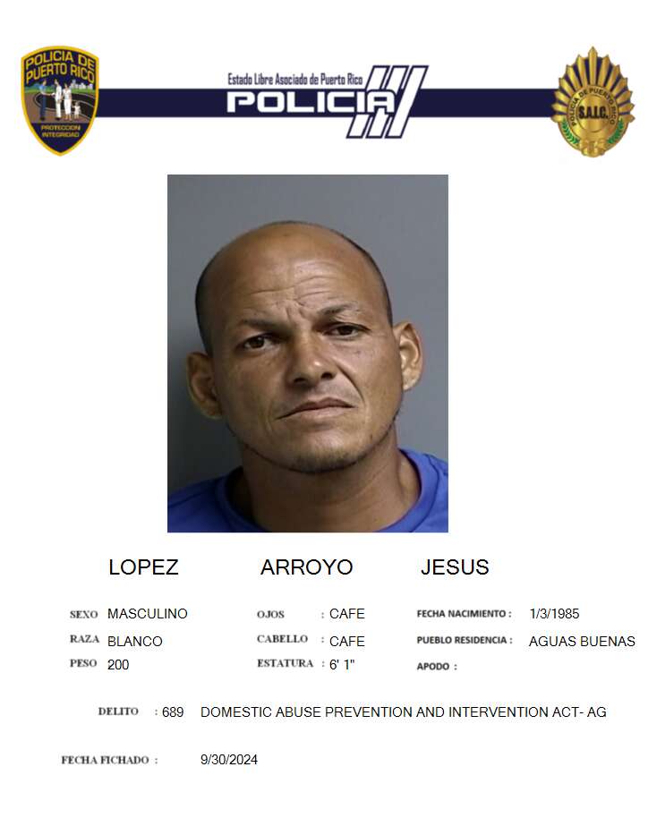 Policía diligencia orden de arresto por violaciones a la Ley 54 en Cidra