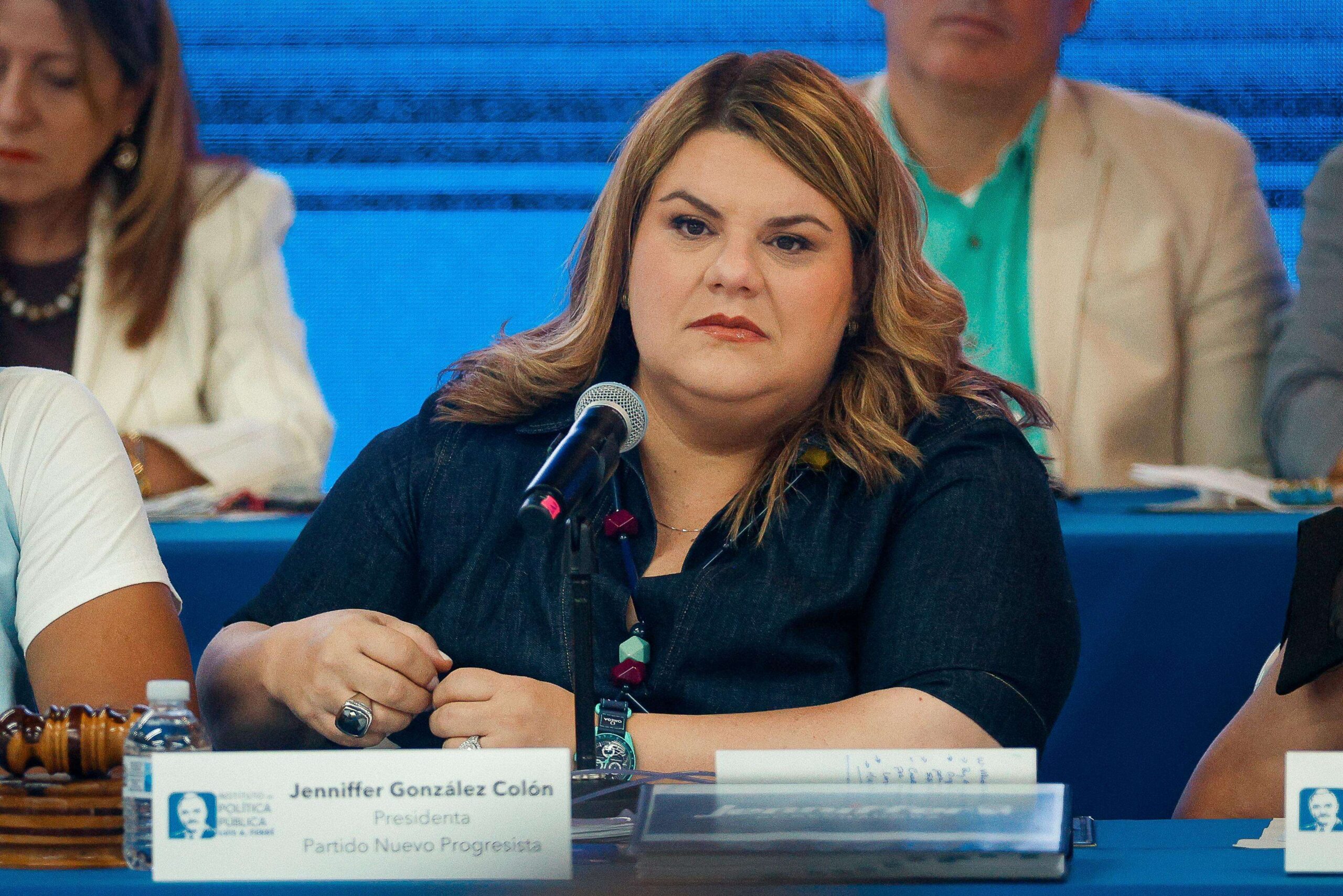 Jenniffer González justifica sus ausencias de foros de discusión