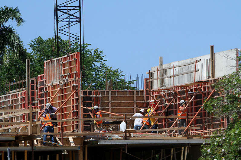 Reconstrucción en Riesgo ante Posibles Cambios en Política Federal