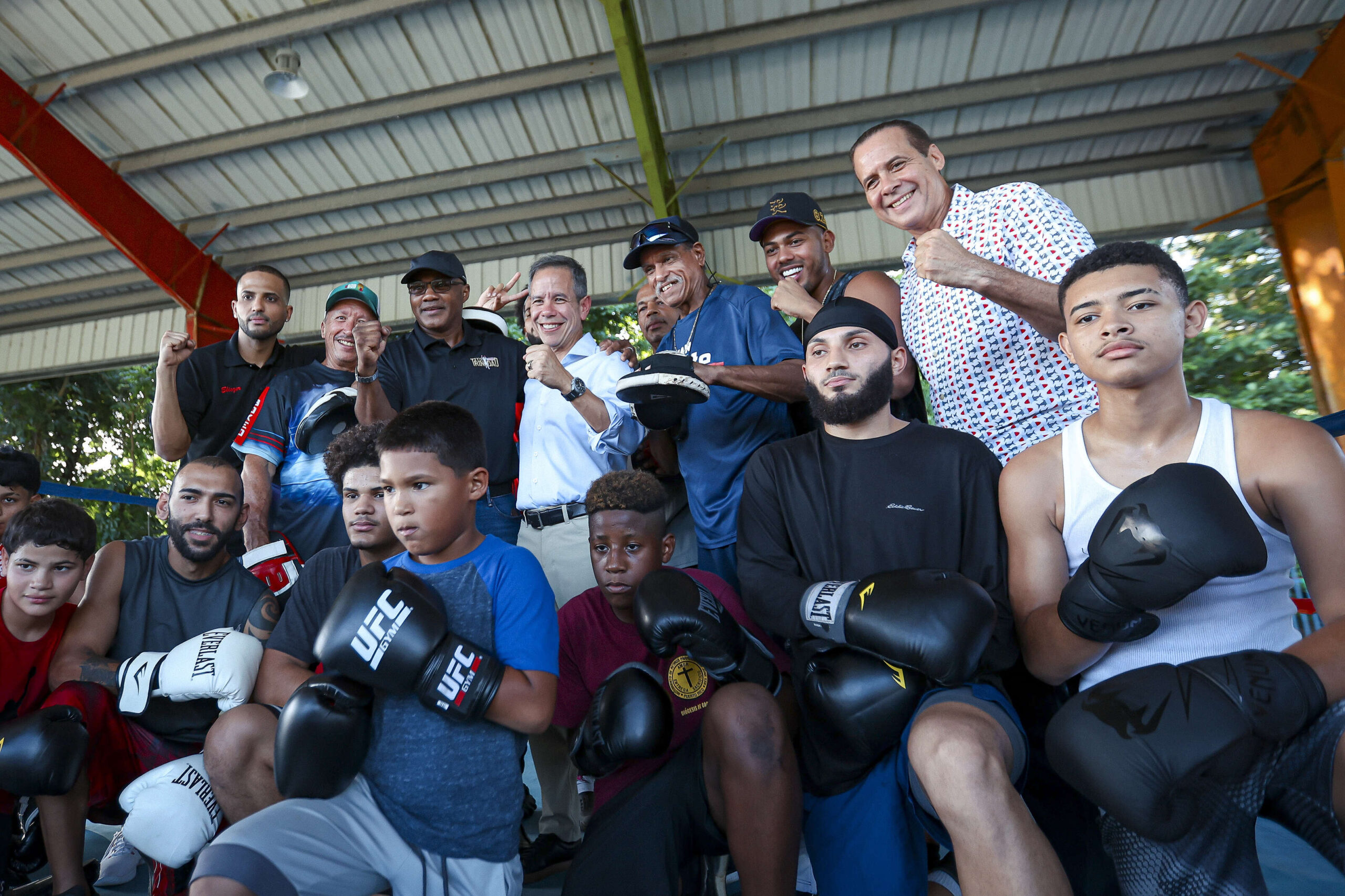 Young Kings Foundation firma acuerdo para remodelar siete gimnasios de boxeo