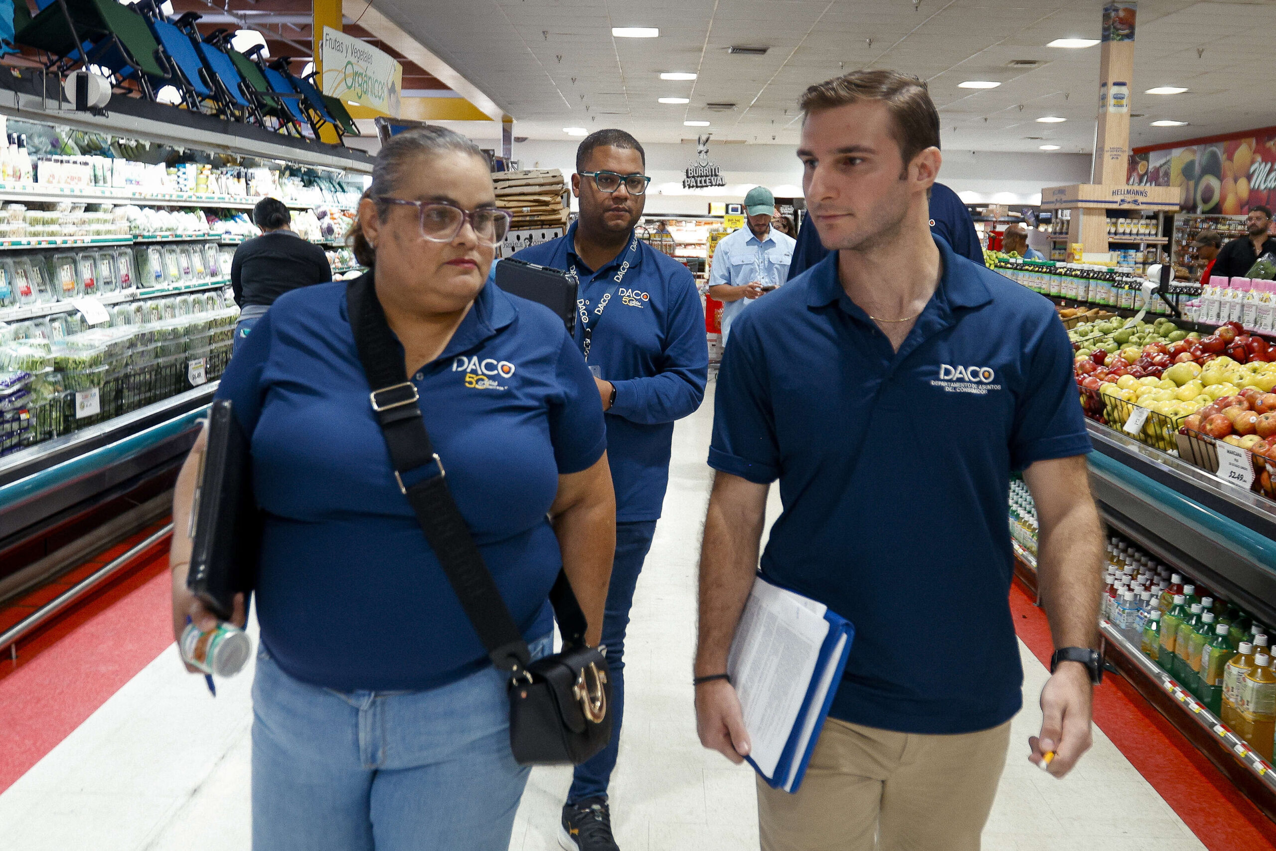 DACO requiere información a cuatro nuevas compañías para combatir discrimen comercial