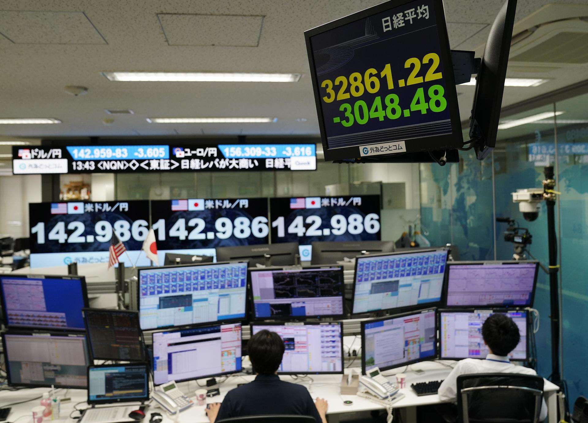 Wall Street abre mixto y los operadores analizan resultados que superan las expectativas