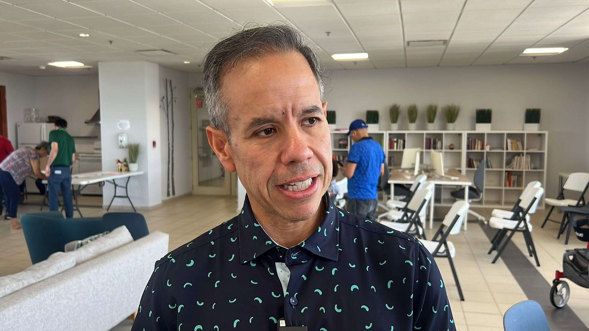 “Me parece hasta inmaduro”, responde Romero a Natal sobre alegaciones de colaborar en “billboards”