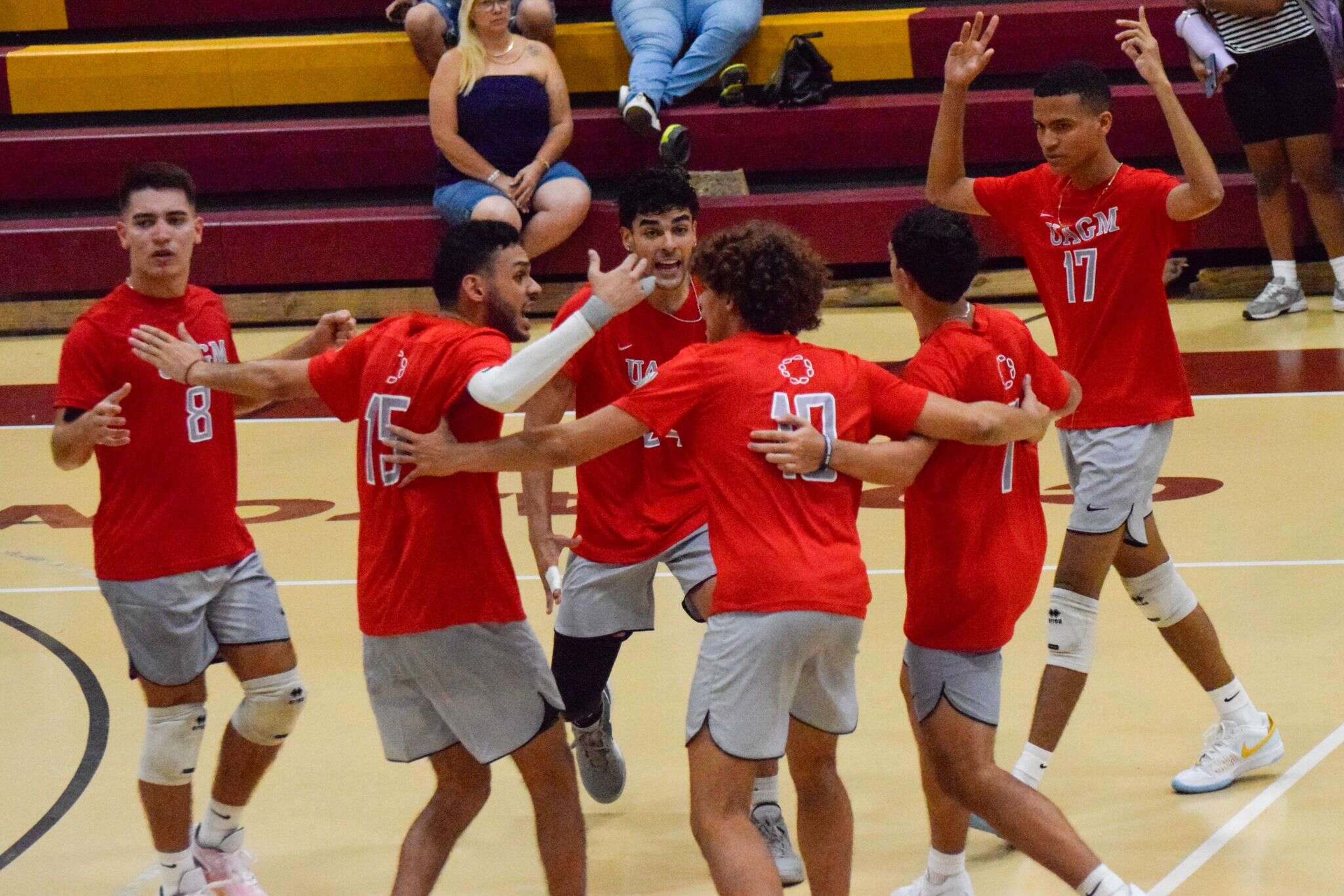 Siguen dominando los campeones en el voleibol LAI