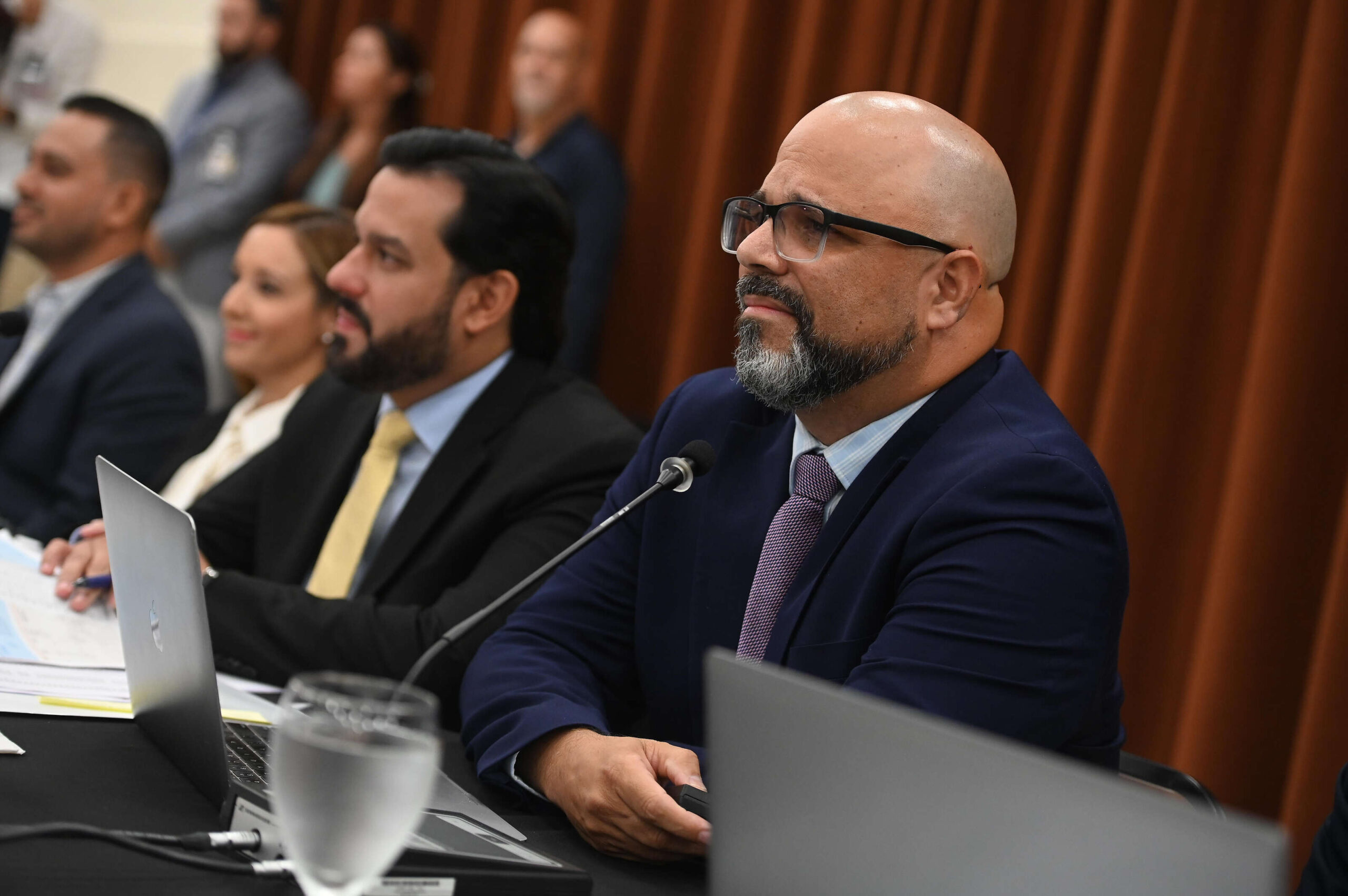 Director de COR3 defiende la gestión y trabajos realizados tras el paso del huracán María