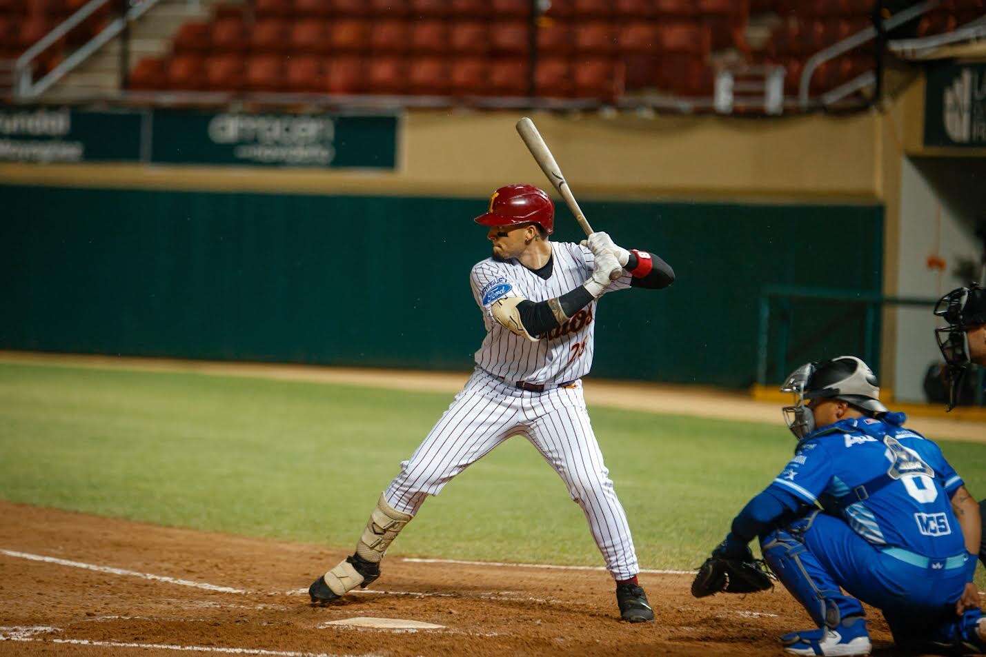 Victorias para Indios y Gigantes en la invernal