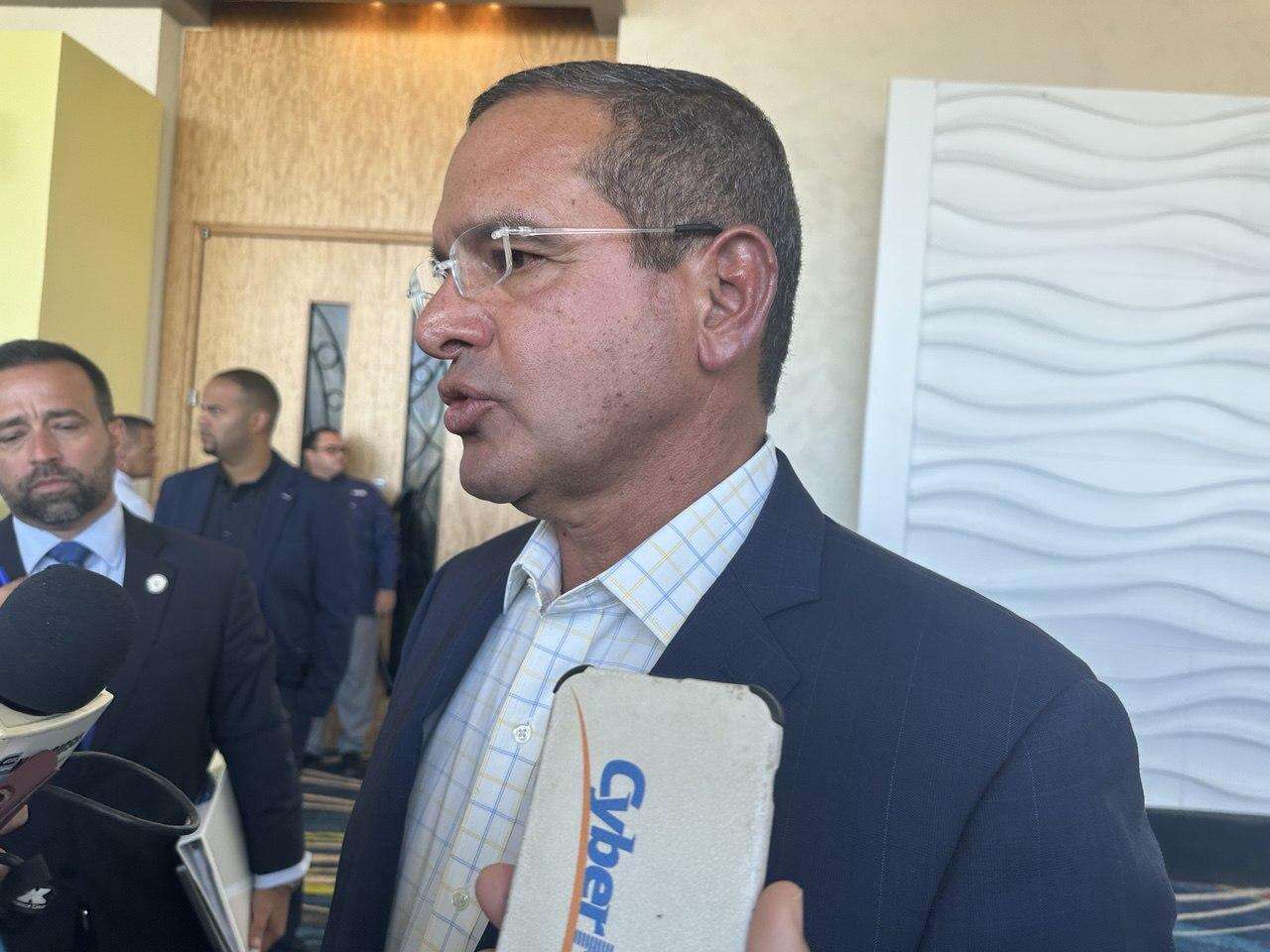 Pierluisi primero hablaría con Jenniffer González antes de convocar una extraordinaria