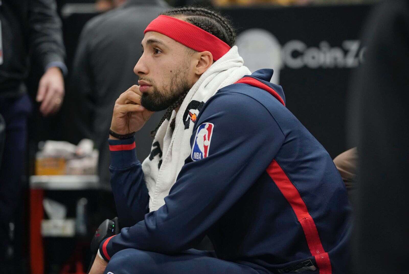 José Alvarado perderá las próximas seis semanas de temporada en la NBA