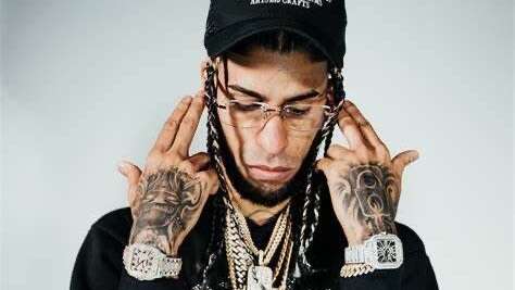 Bajo custodia federal el reguetonero Yovngchimi