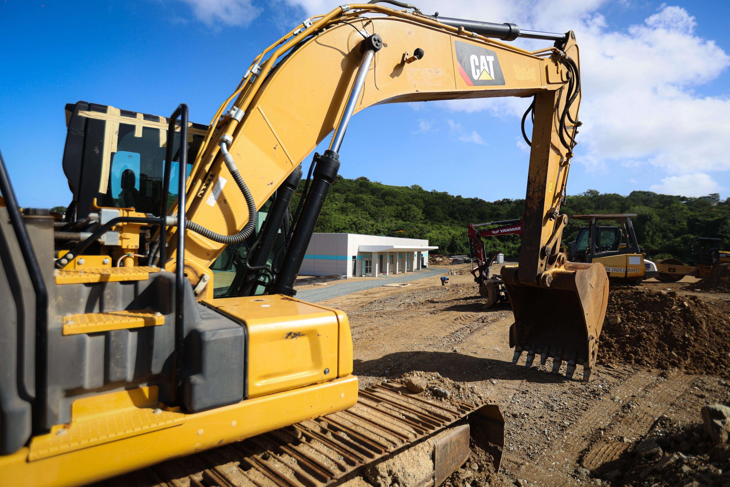 Construcción de hospital en Vieques culminará en diciembre de 2025