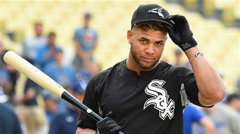 Cubano Yoán Moncada se integra a los Senadores de San Juan