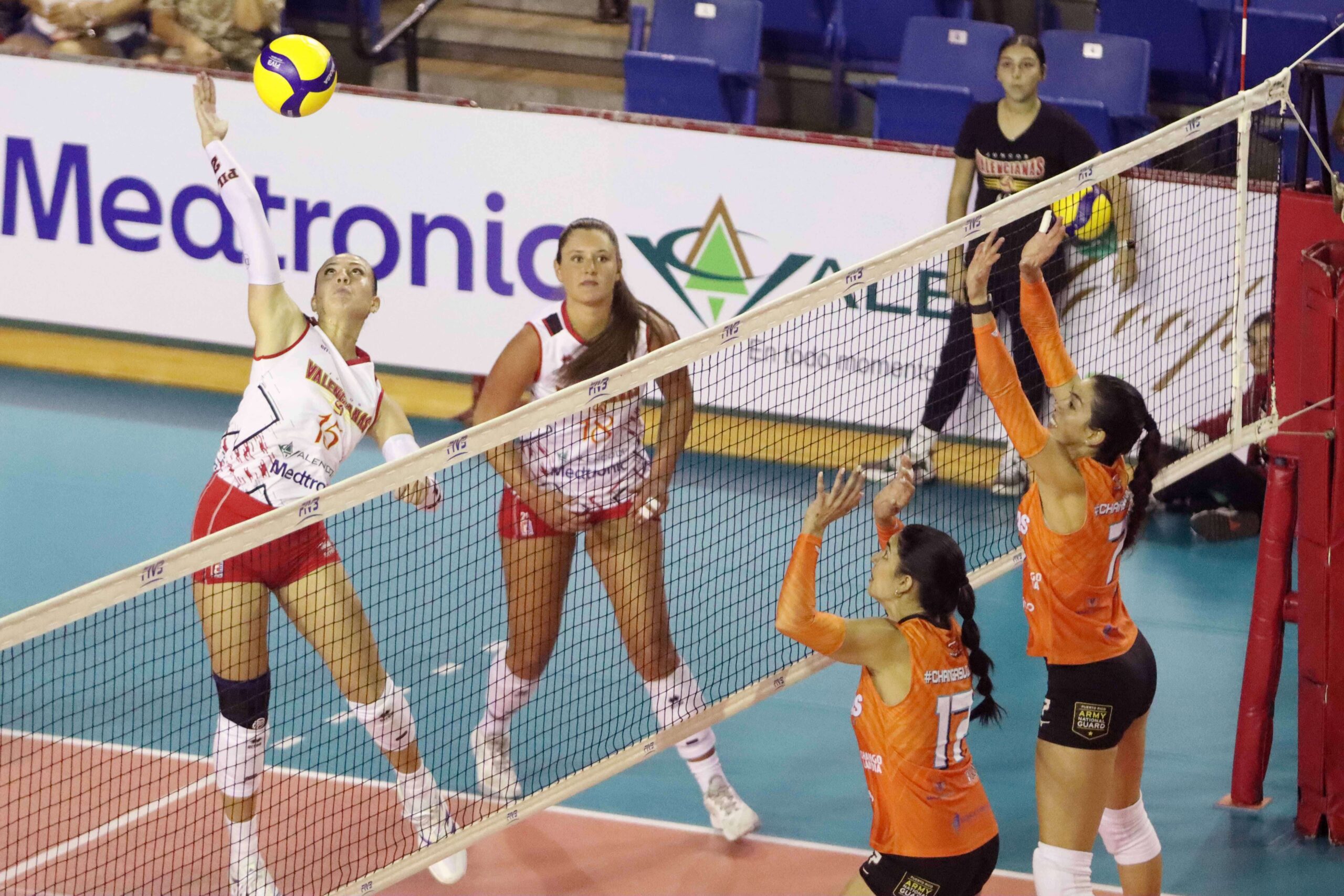 Valencianas y Mets hallan la ruta victoriosa