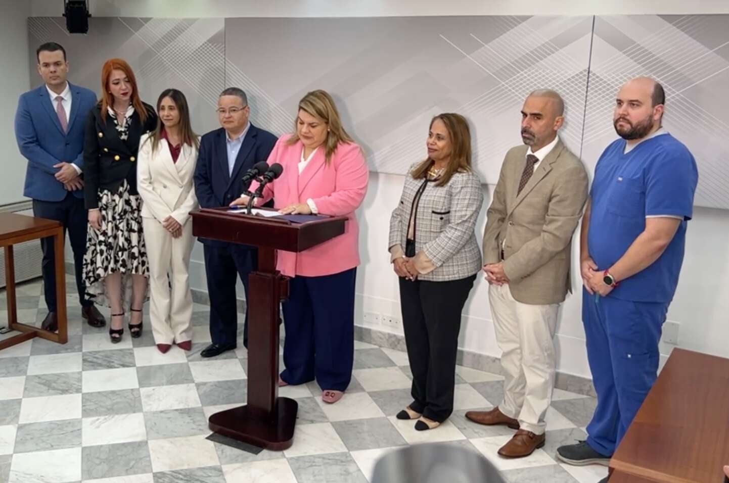 En VIVO: Jenniffer González convoca conferencia para anuncio importante