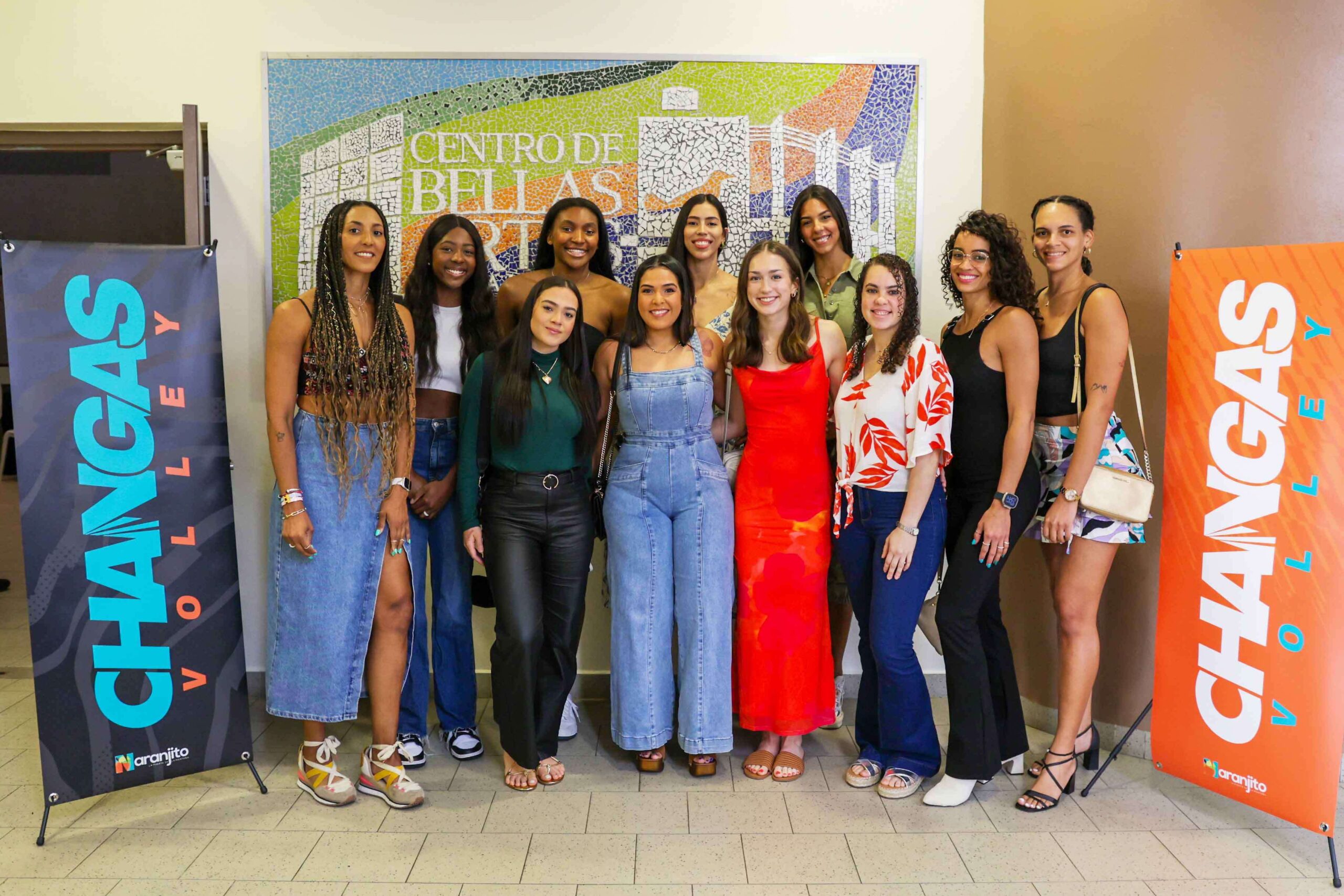 Changas presentan un renovado equipo para la temporada 2025 del voleibol superior femenino