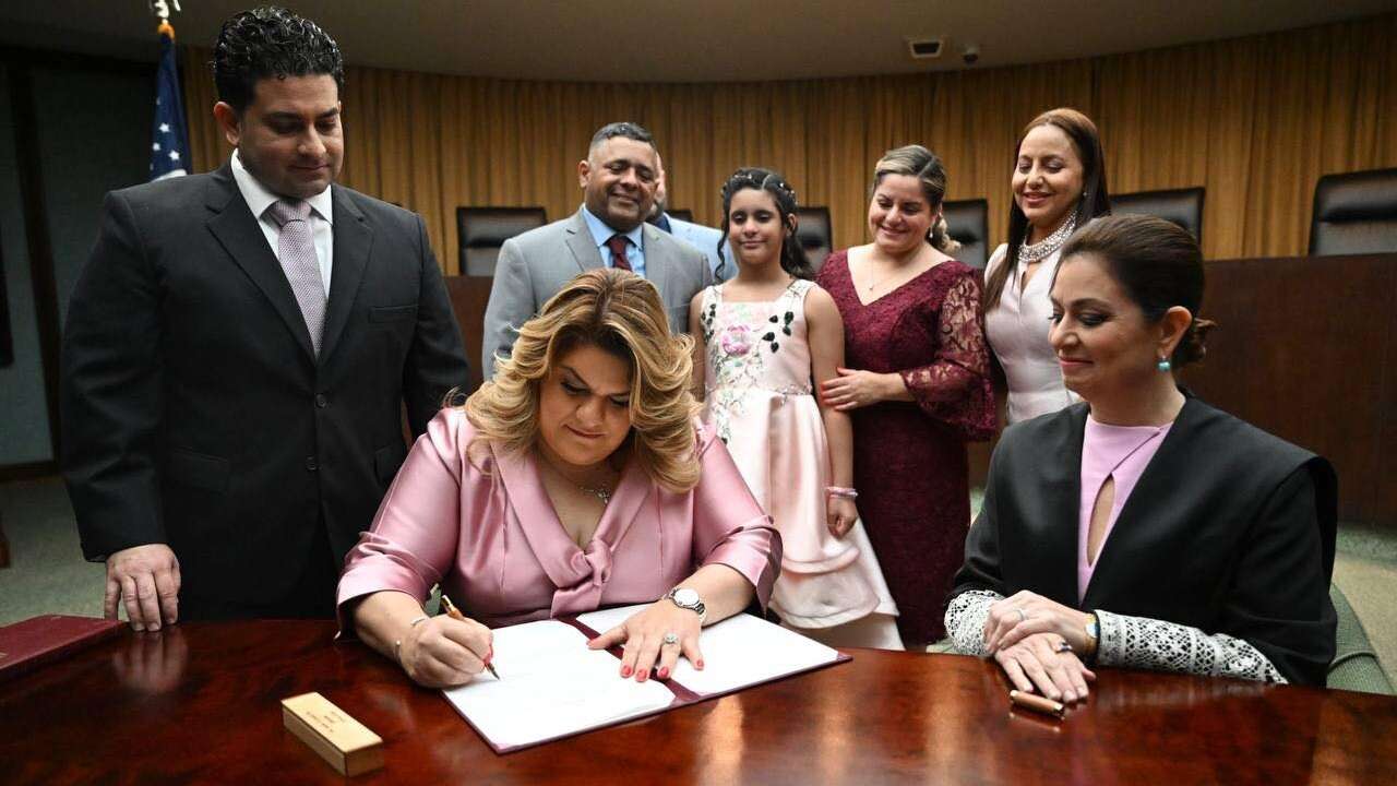 En donde cuenta, González Colón juró defender el Estado Libre Asociado