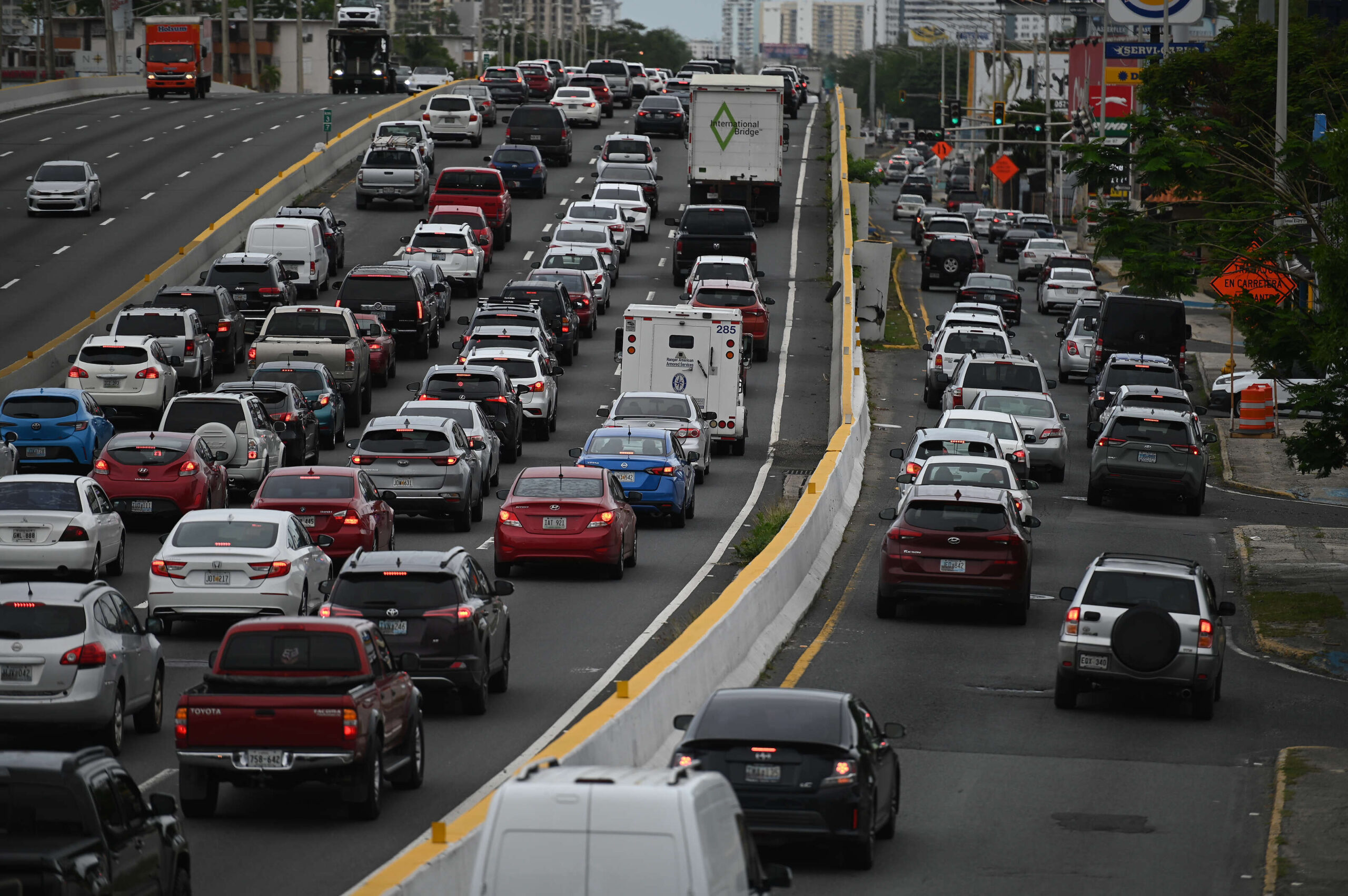 Informe del tránsito para hoy, jueves