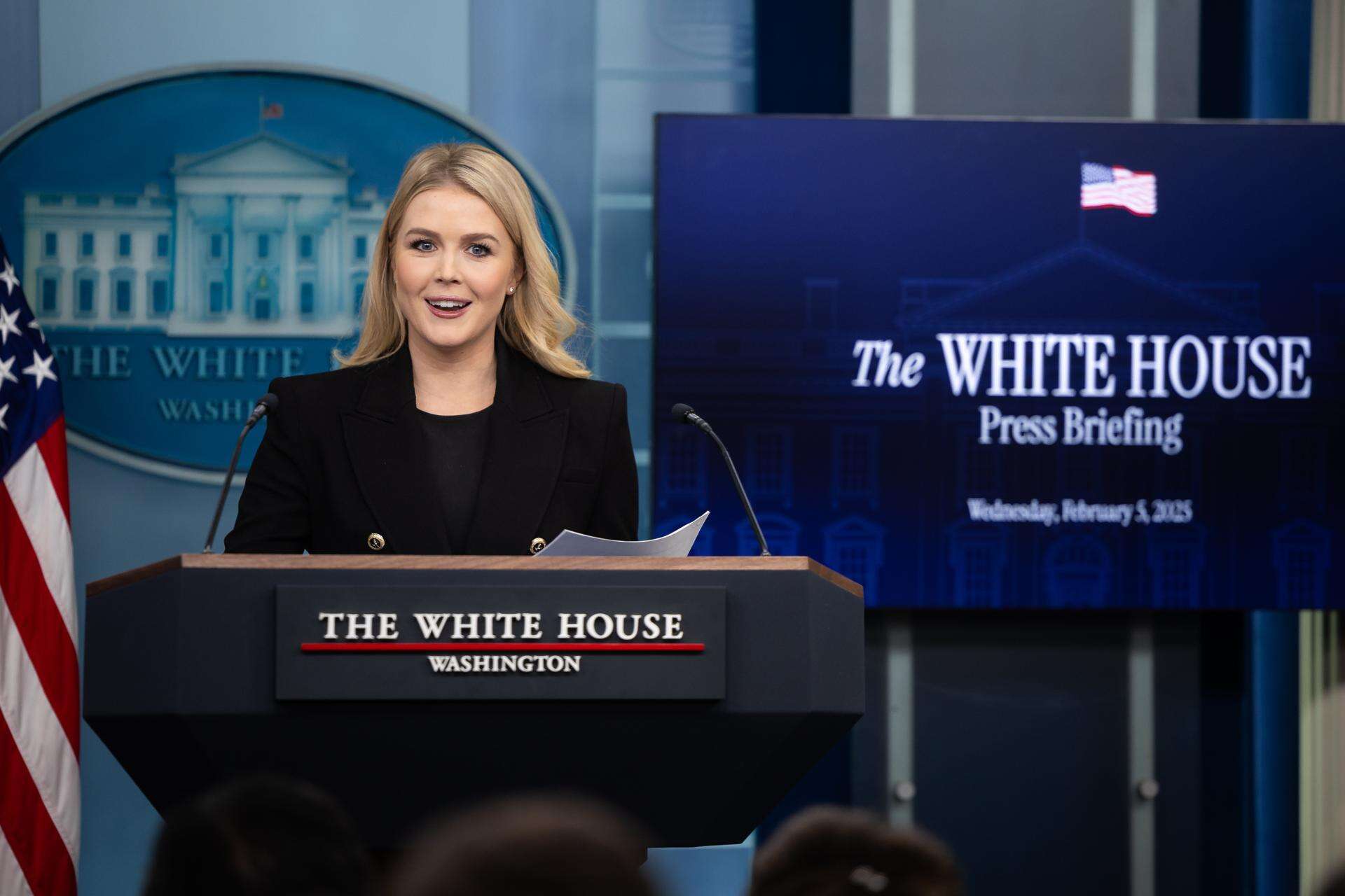 Casa Blanca asegura que migrantes enviados a Guantánamo eran miembros del Tren de Aragua