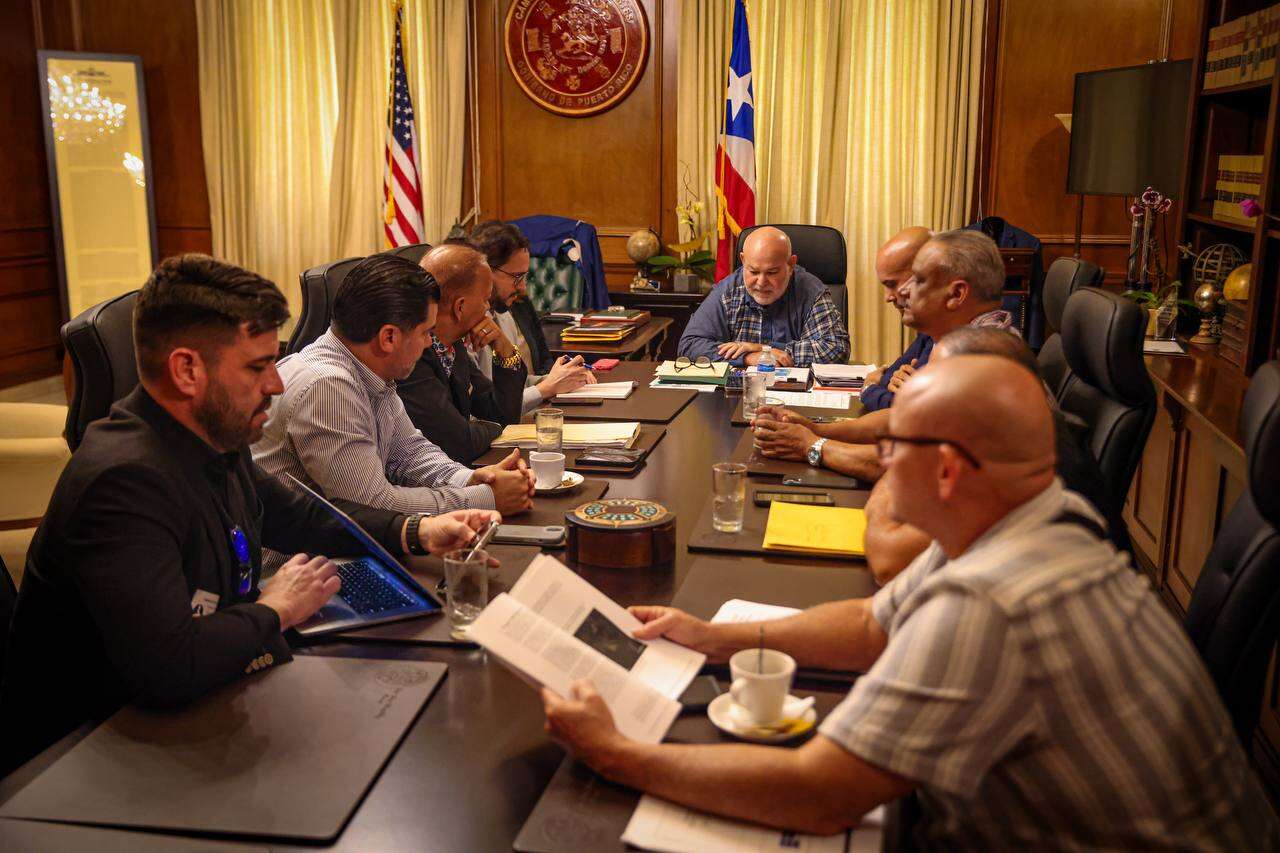 Alcaldes de la zona este buscan acelerar la reconstrucción de carreteras