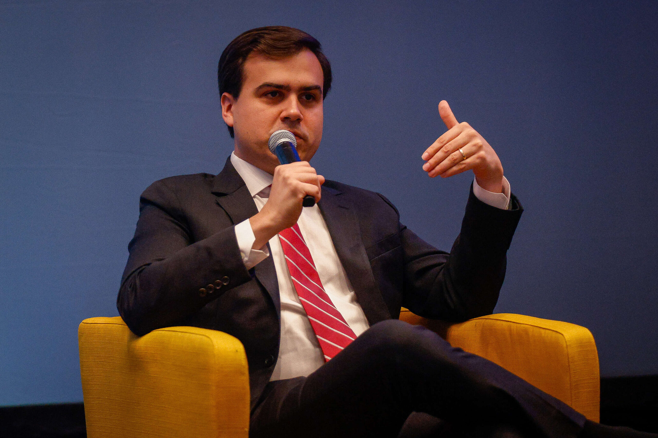 Pablo José Hernández Rivera juramenta como presidente del PPD