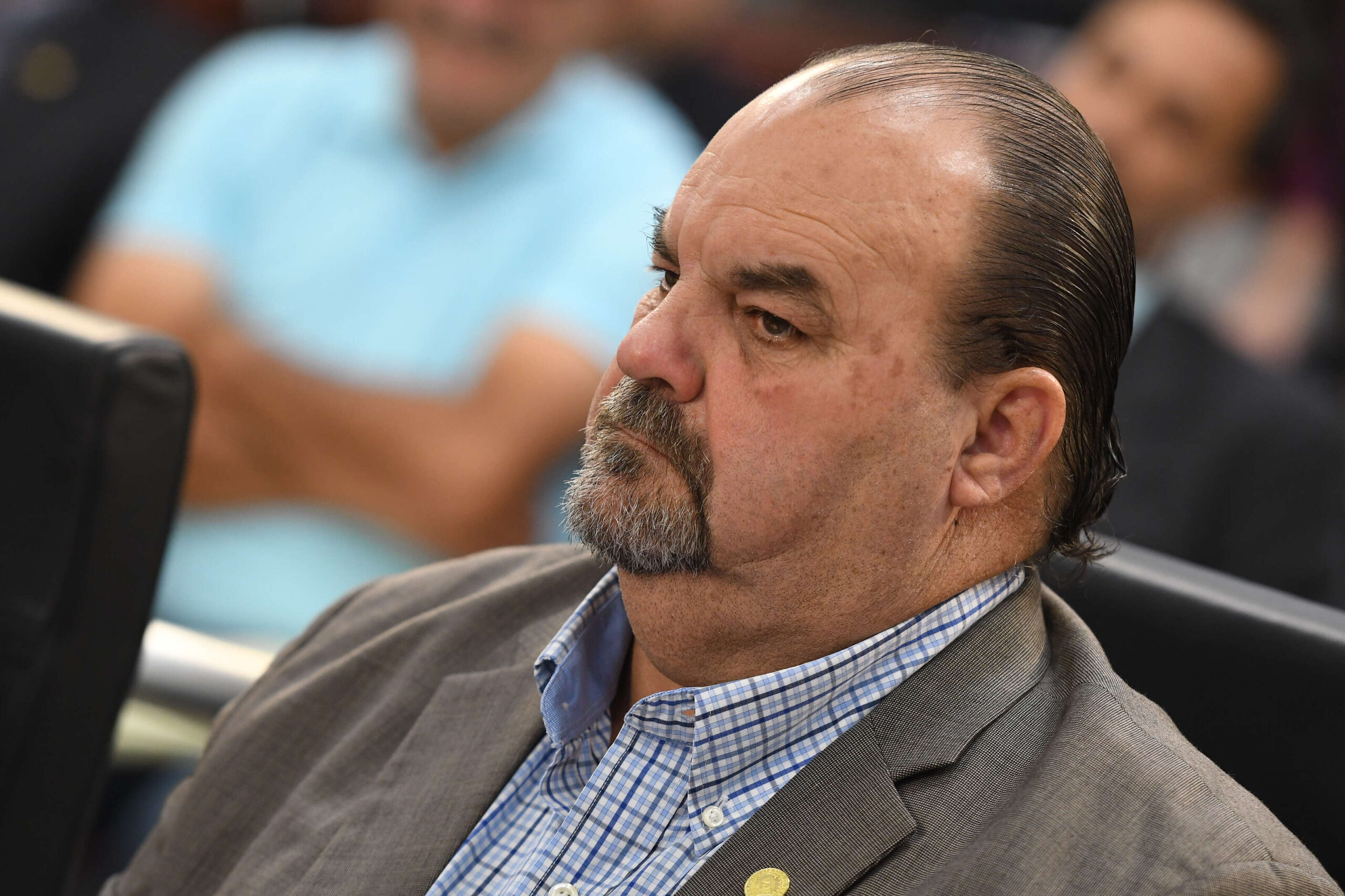 González Beiró le sale al paso a la gobernadora