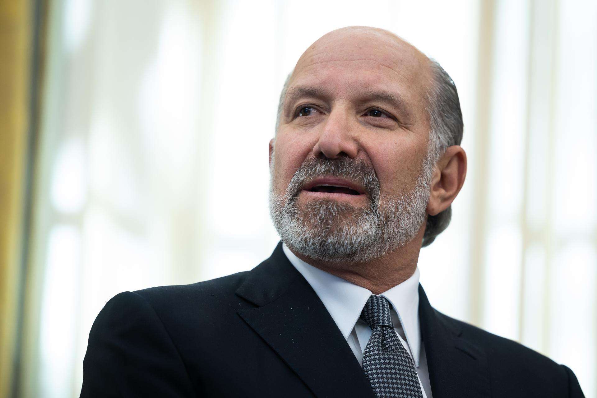 Secretario de Comercio de Trump comparecerá ante comité por nexos con Epstein