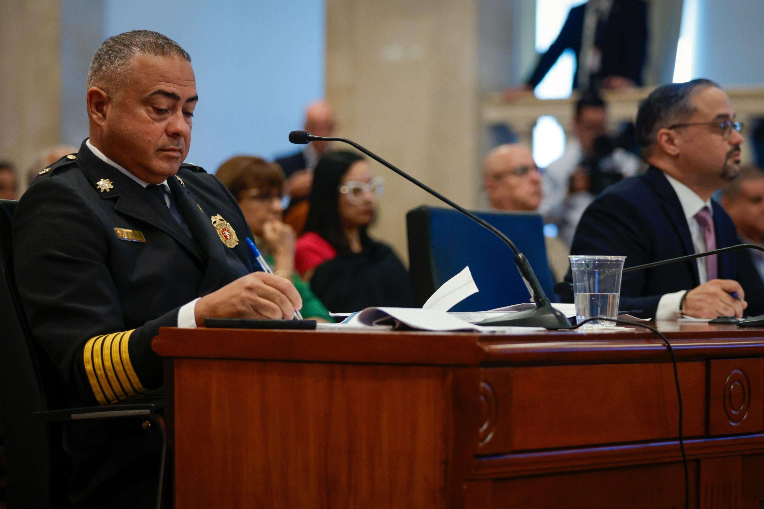 Designado comisionado del Negociado del Cuerpo de Bomberos le urge más personal