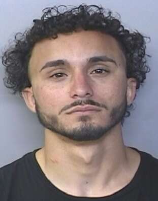 Solicitan asistencia para capturar a dos prófugos implicados por asesinato