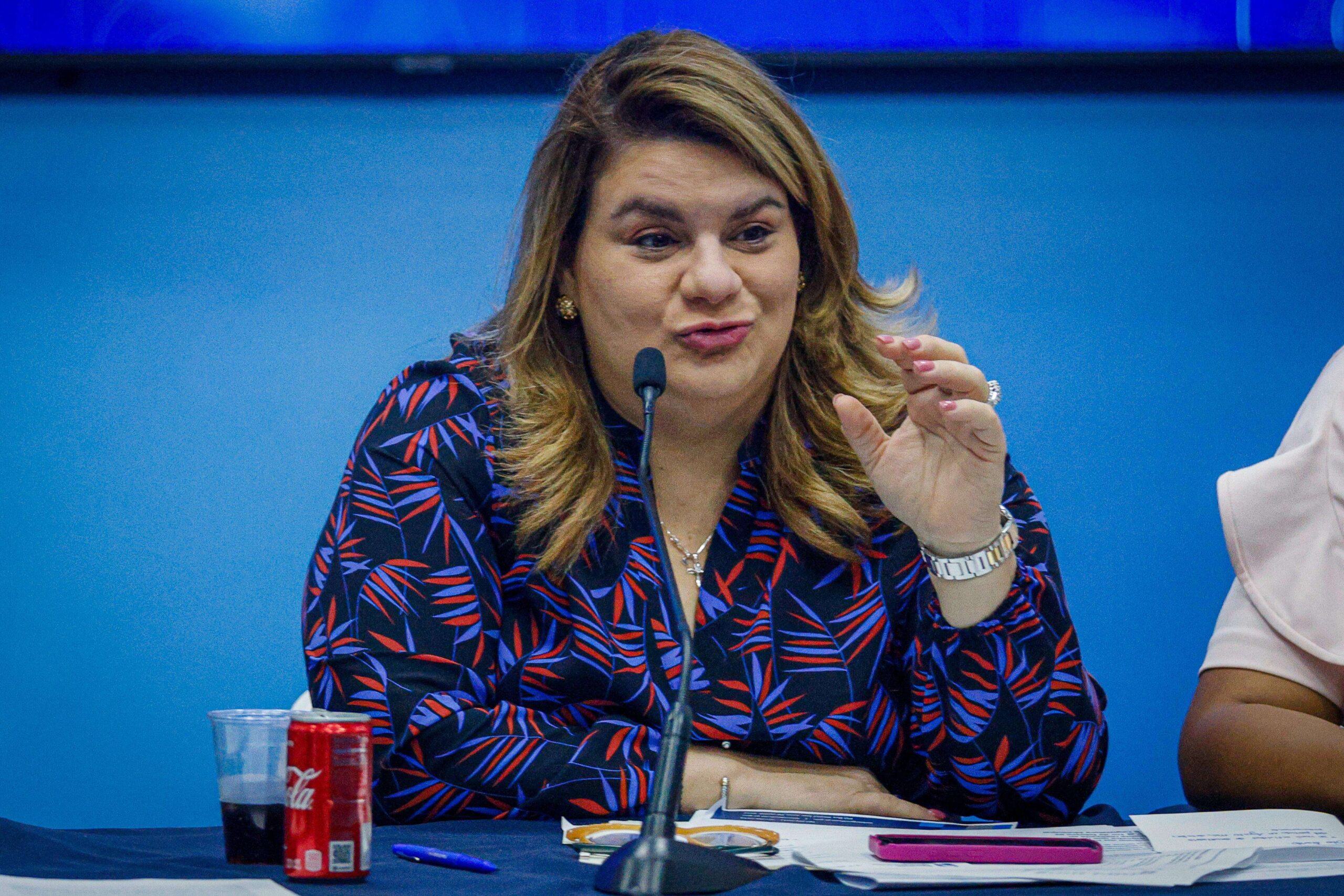 Gobernadora alega posible anexión de Canadá o Groenlandia no impedirá la estadidad para la Isla