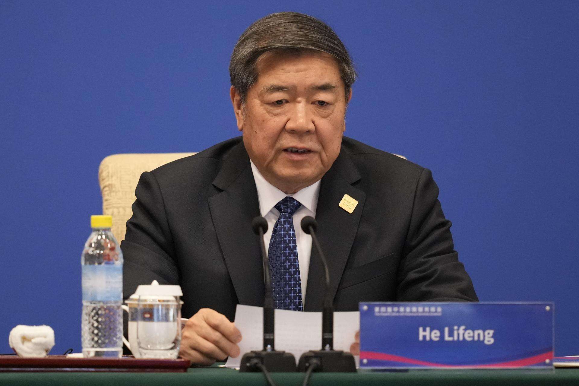 Viceprimer ministro chino expresa a representante de Comercio de EU malestar por aranceles