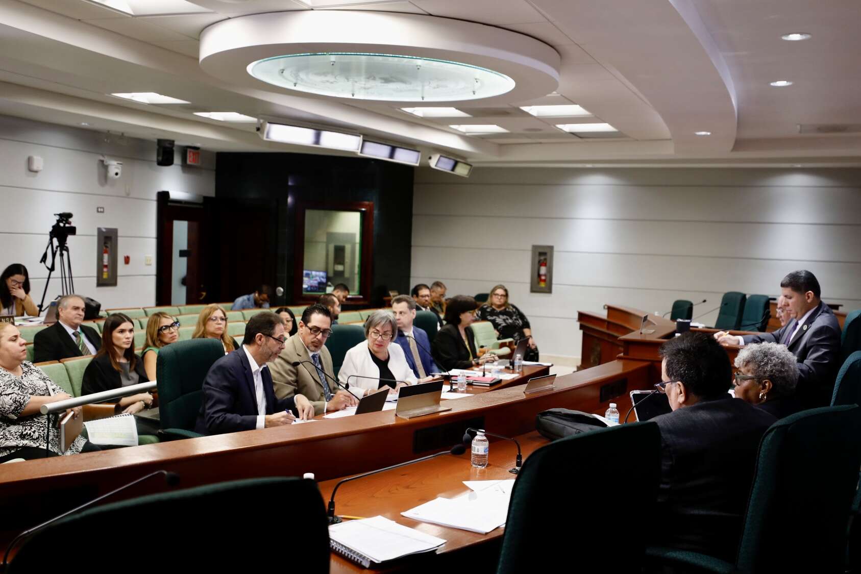 Departamento del Trabajo favorece un menor presupuesto para el 2025-26