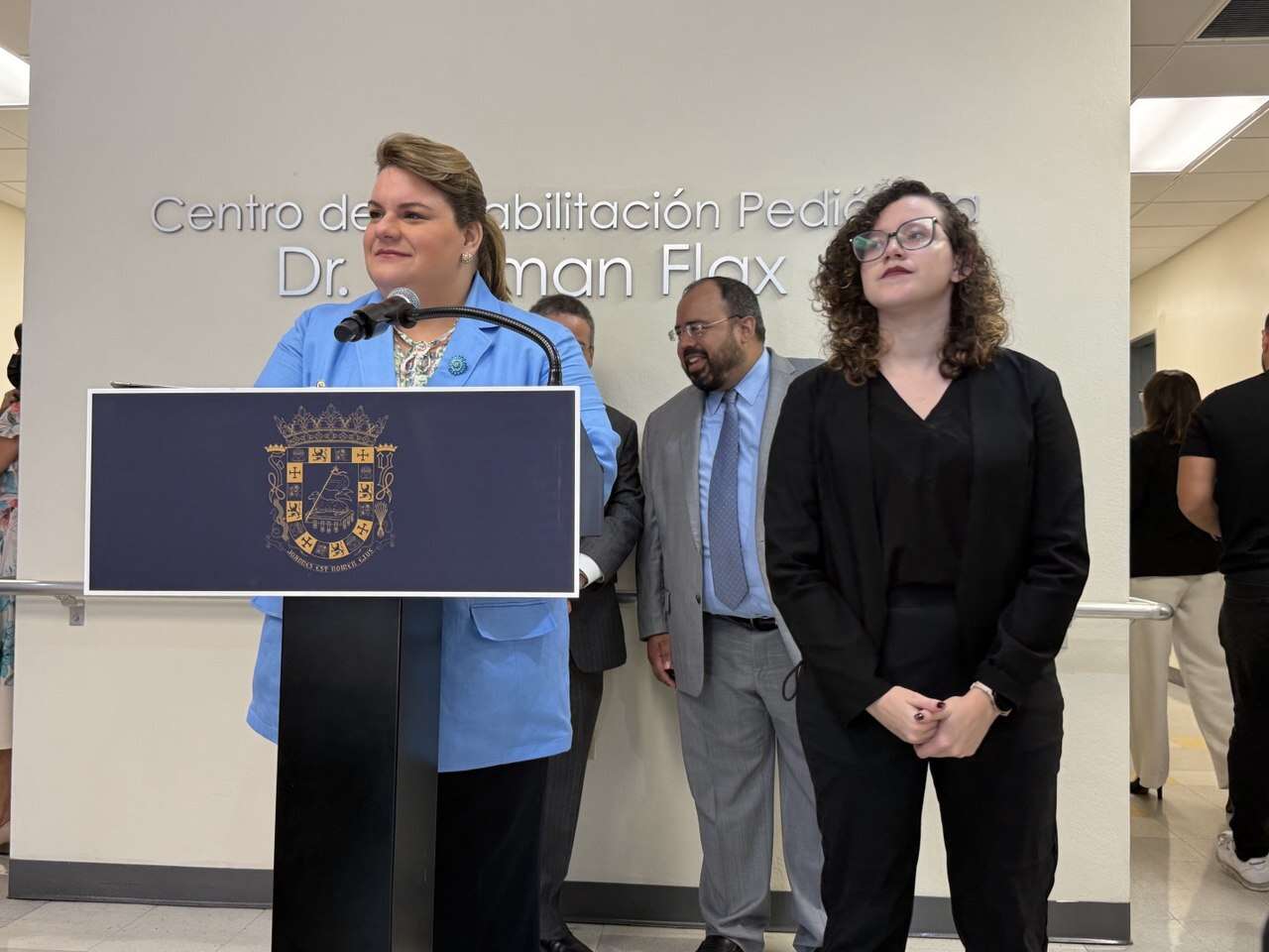 Gobernadora apoya a Víctor Ramos en Salud a pesar de controversias