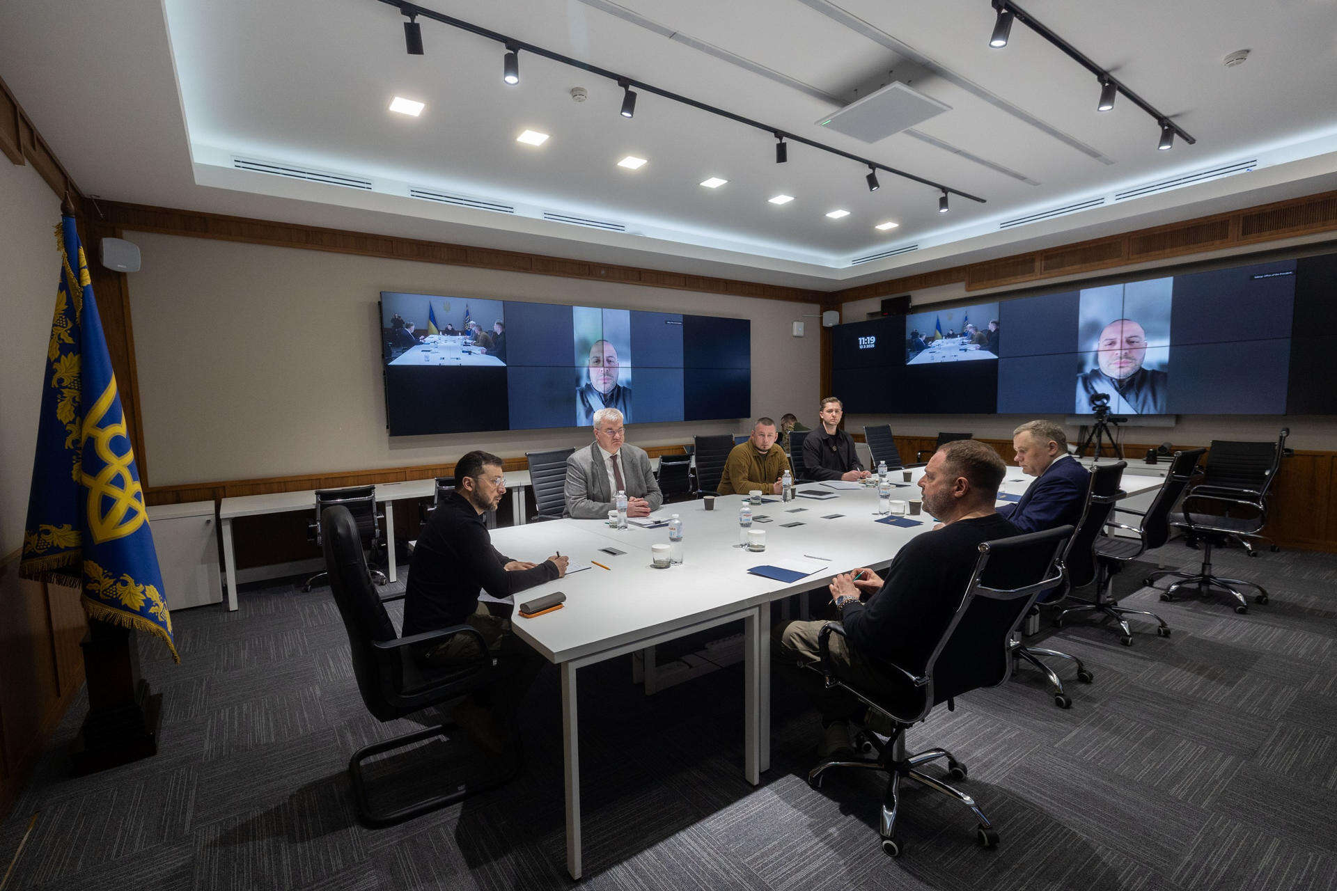 Volodímir Zelenski pide el apoyo del Vaticano para liberar a prisioneros