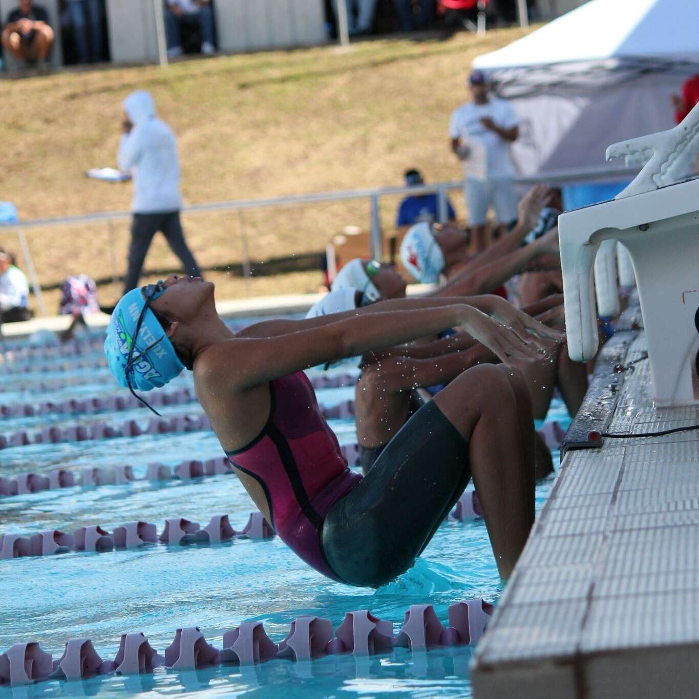 Loyola domina la segunda eliminatoria en piscina de 50 metros