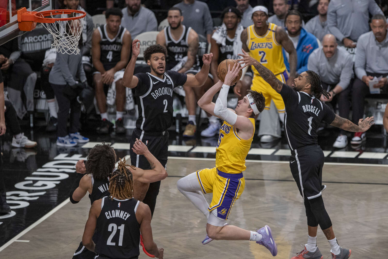 Pierden los Lakers, pero Celtics y Warriors siguen ganando