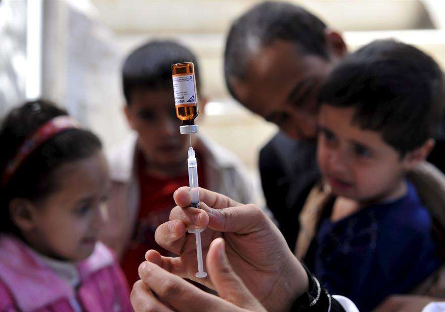 Autoridades sanitarias en Texas advierten que un brote de sarampión podría durar meses