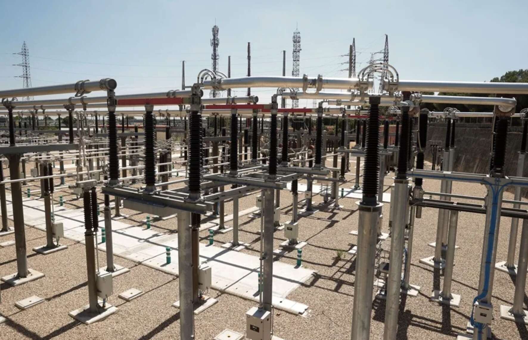 Apagón general en España por causas aún desconocidas afecta regiones en Portugal y Francia