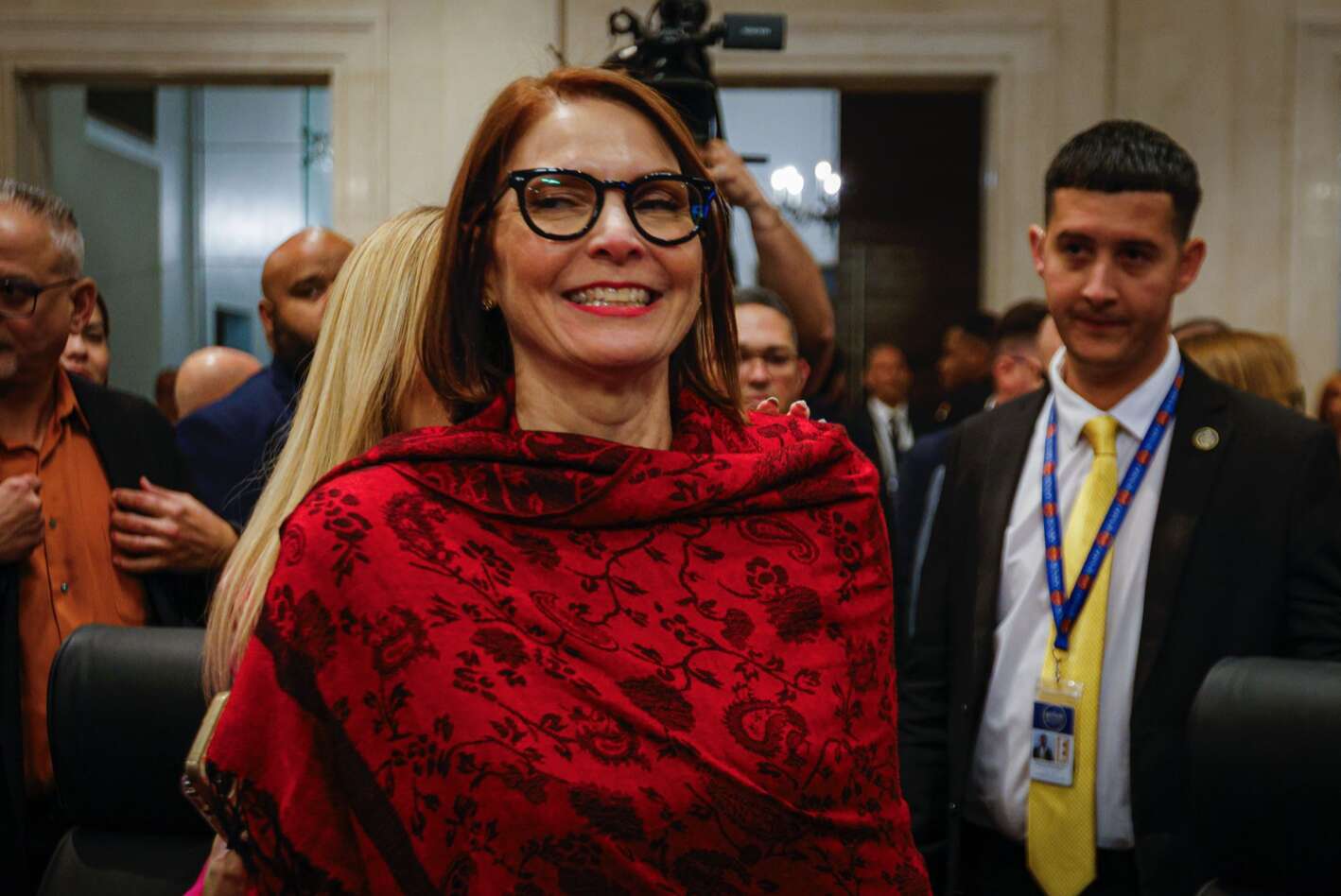 No se quita Verónica Ferraiuoli de su carrera por ser confirmada como secretaria de Estado