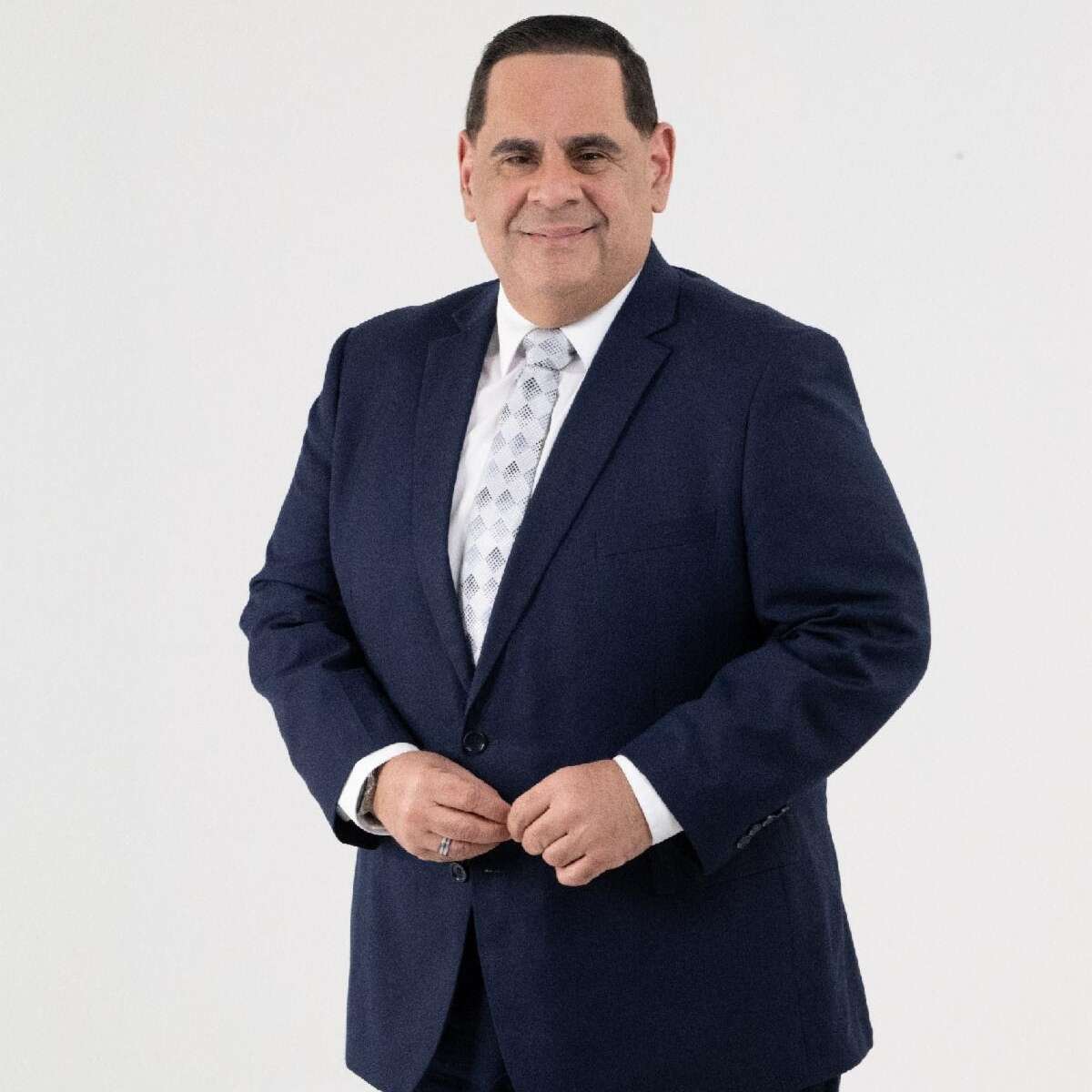 Nombran al periodista David Reyes vicepresidente de WIPR-TV