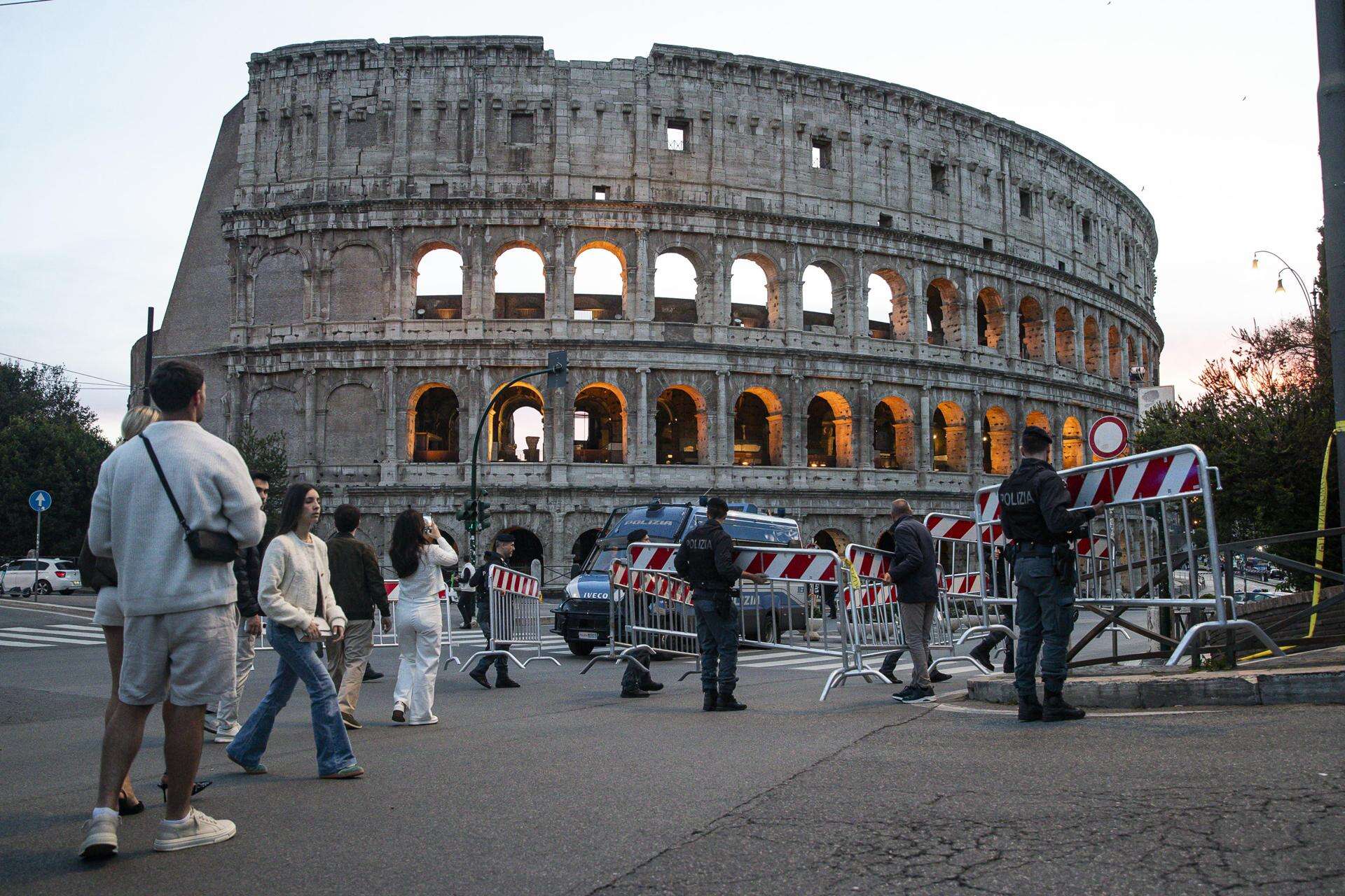 Aumenta la presencia policíaca en Roma para el funeral del papa Francisco