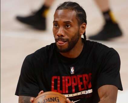 Kawhi Leonard carga a los Clippers para empatar la serie en Denver