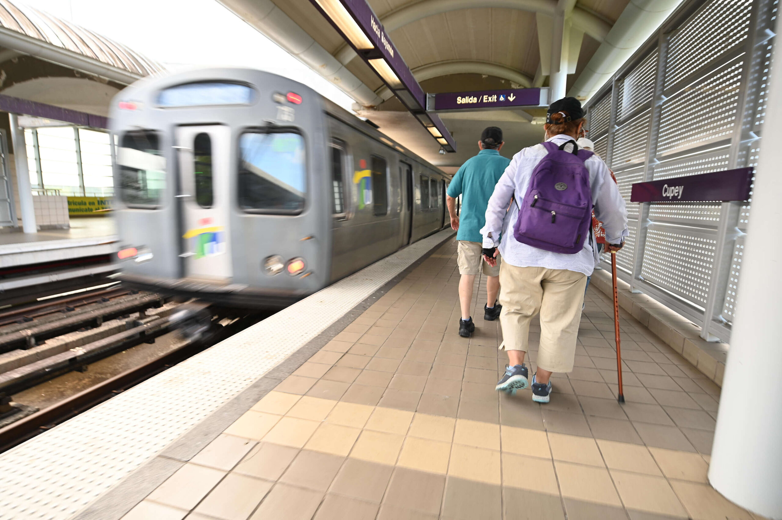 Tren Urbano reanuda operaciones tras inspección técnica