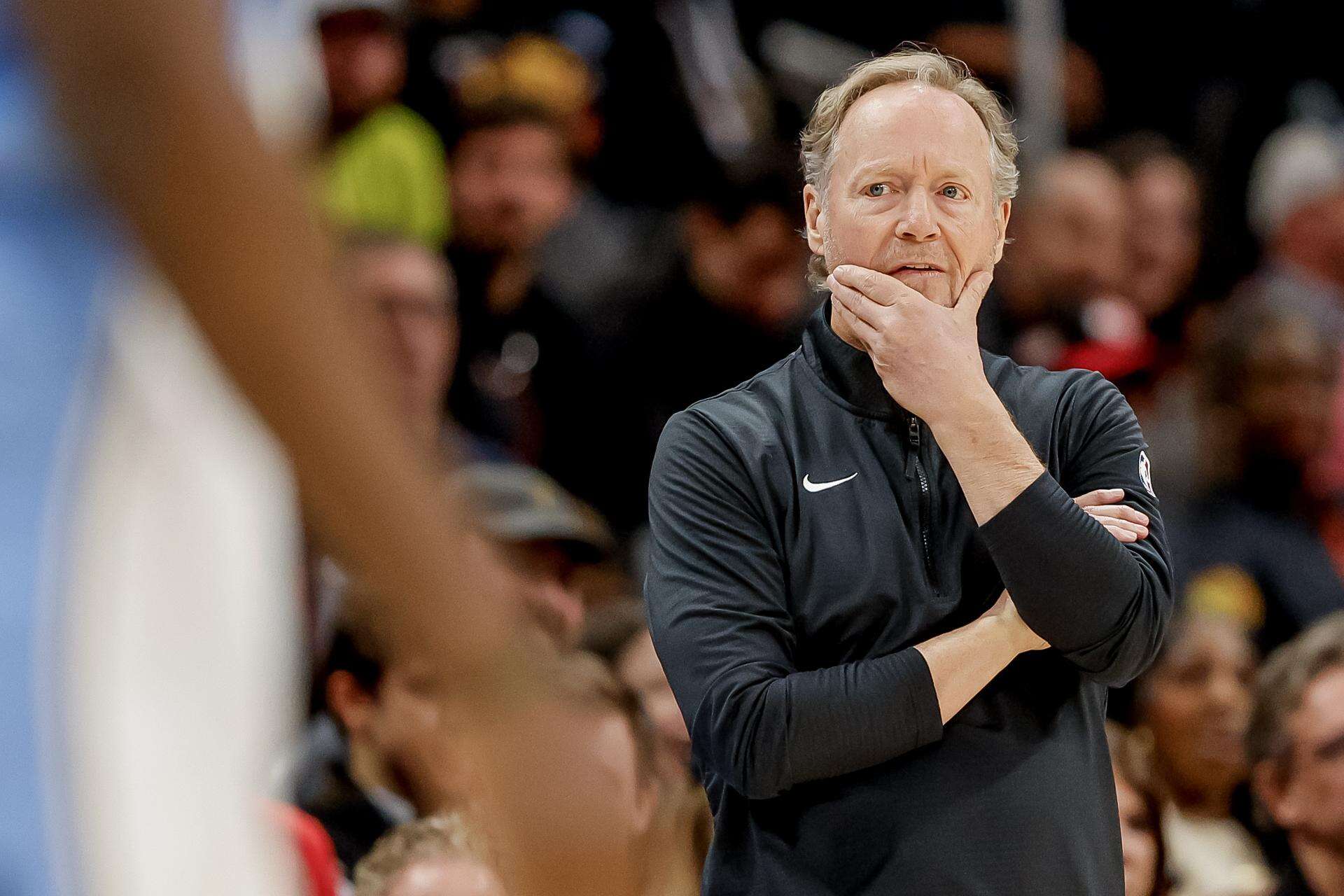 Phoenix buscará otro dirigente tras despedir a Mike Budenholzer