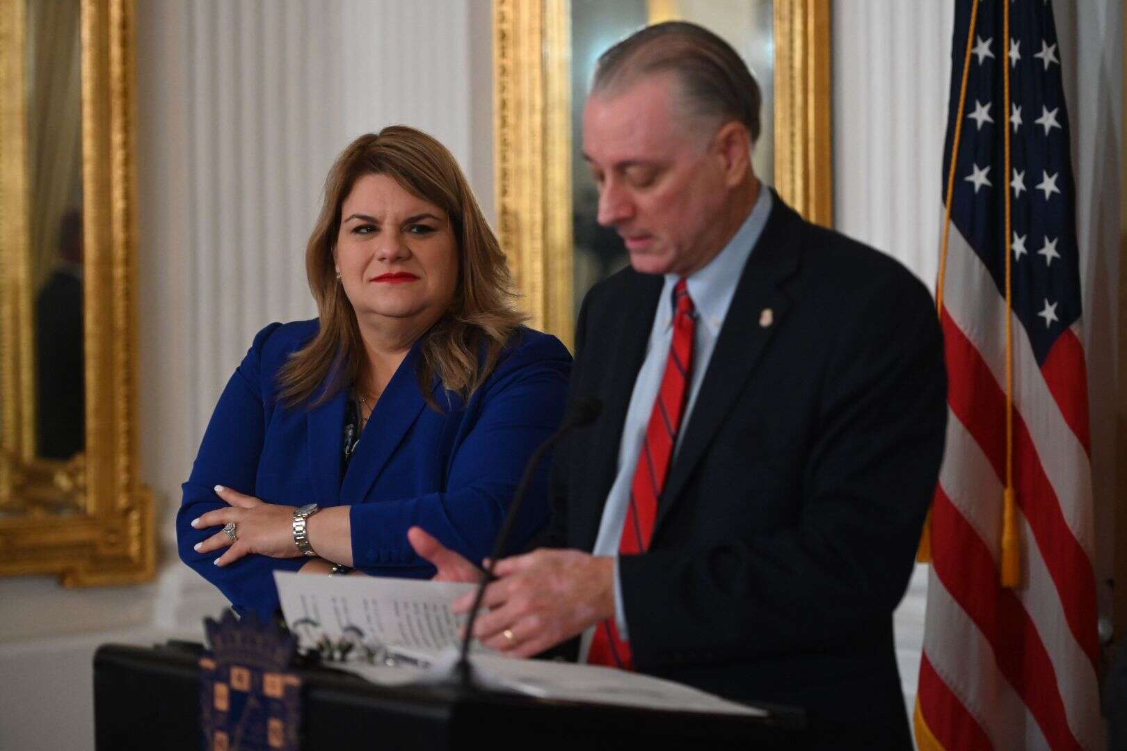 Gobernadora le pide al comisionado residente que deje de atacarla y se ponga a trabajar