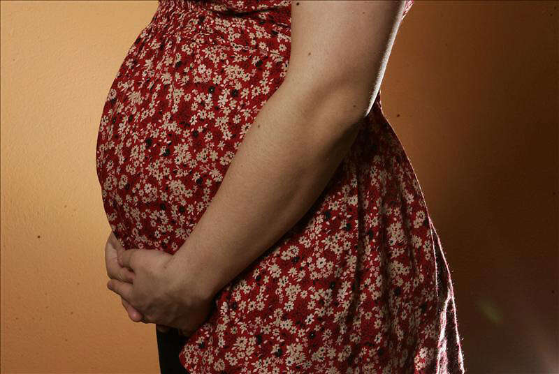 Familia y Salud dieron visto bueno para que se reglamente el aborto a menores de 15 años