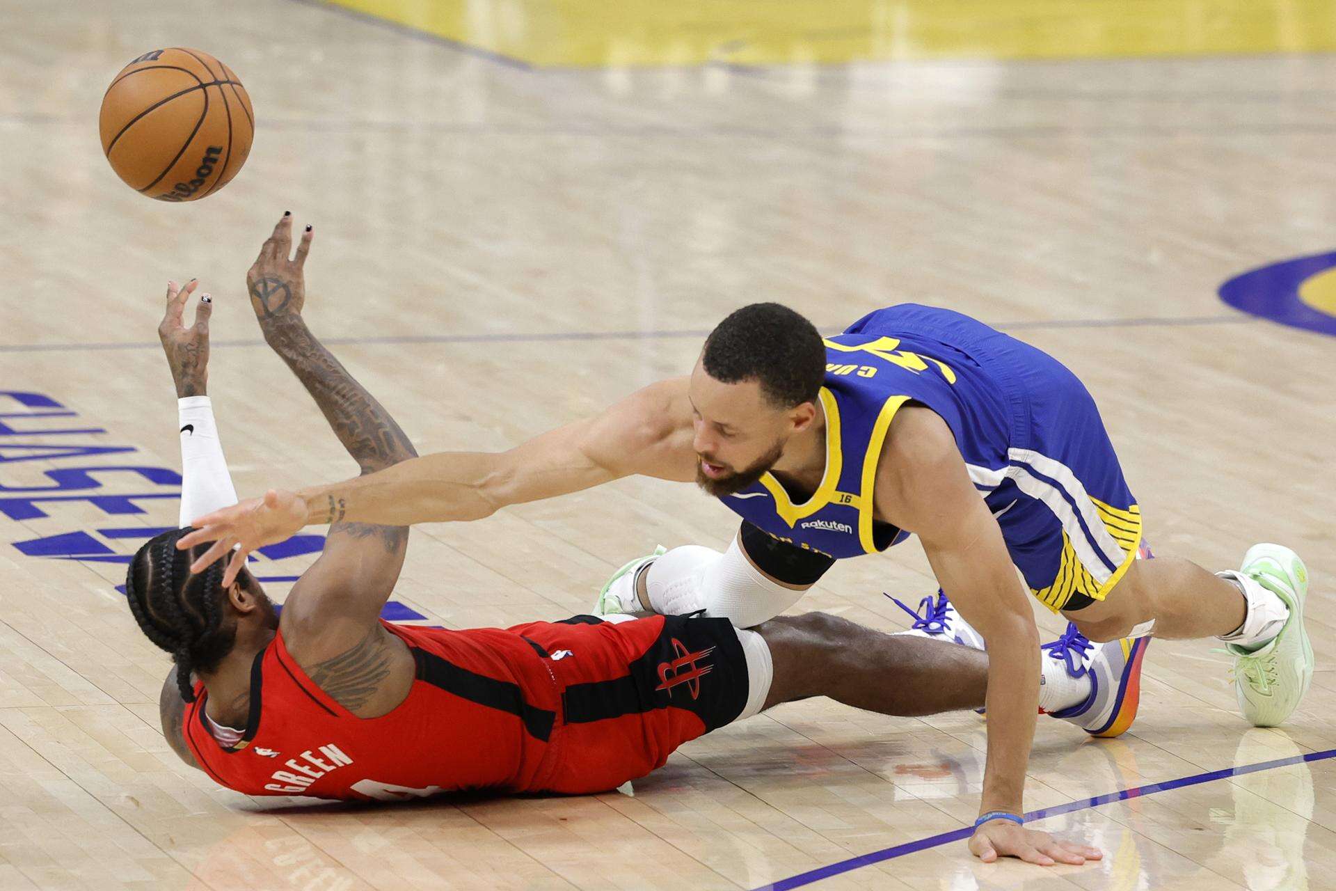 Doncic lidera, Brunson regresa y Draymond Green genera otra polémica