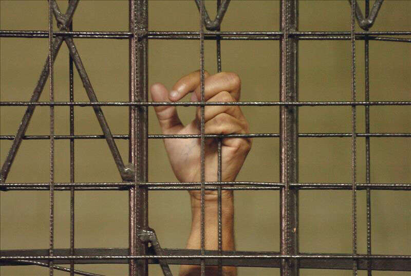 A prisión padre e hijo por asesinar a hombre en Jayuya